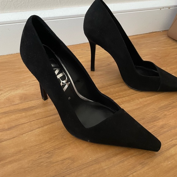 Zara Black Heels Size 39 New - Picture 2 of 3